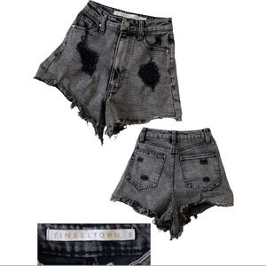 Black distressed jean shorts!